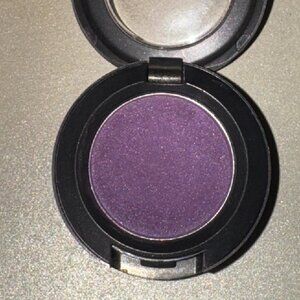 MAC Very Violet Eyeshadow